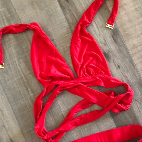 Red bikini wrap - Picture 3 of 3